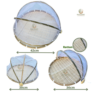 Ensemble de 3 plateaux de service alimentaire tissés à la main en bambou avec couvercles en filet pour pique-nique en extérieur et protection contre les insectes - Product Image 1