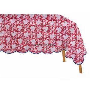 Nappe rectangulaire à bord festonné imprimée au bloc artisanal exclusive, en tissu imprimé au bloc, pour 8 personnes - Product Image 1
