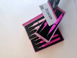 แหนบดัดขนตาปลายแหลมสีชมพูสด 45/90/ตรง ผลิตจากสแตนเลสเคลือบสีเงิน ป้องกันแม่เหล็ก ป้องกันไฟฟ้าสถิต ใช้งานได้ลื่นไหล - Product Image 3