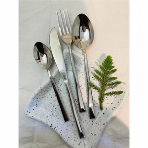 Juego de Cubiertos de Acero Inoxidable Pulido Espejo de Lujo de 24 Piezas, Vajilla Plateada al por Mayor, Juego de Cubiertos Modernos para Restaurante - Product Image 1
