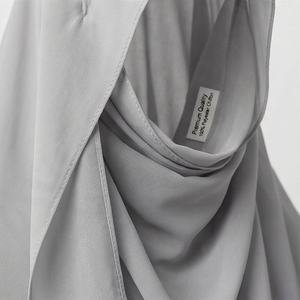 Pañuelo para la Cabeza de Color Personalizado, Khimar Instantáneo Liso, Hiyab de Seda Medina para Mujer, Khimar Nida de 3 Capas, Suave y de Primera Calidad para la Oración del Eid - Product Image 4