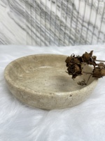 Plateau festonné en travertin beige au design moderne Plateau de courtoisie en pierre de marbre Assiette à fruits