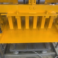 Machine à fabriquer des blocs semi-automatique ZCJK de petite taille avec armoire de commande, moule interchangeable, fonctionnement facile, 3000 pièces pour la construction