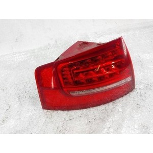 Feu arrière gauche LED d'occasion d'origine A8 D3 2007-2010 4E0945095H - Product Image 2