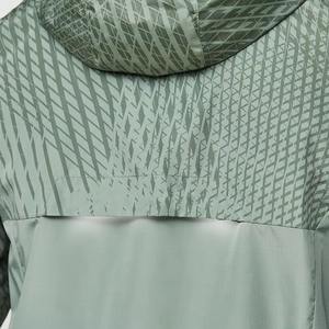 Chaqueta Cortavientos Ligera con Capucha para Hombre, Transpirable, Impermeable, Deportiva, para Entrenamiento al Aire Libre, con Logotipo Personalizado OEM - Product Image 5