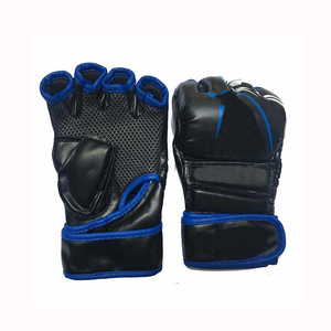 ถุงมือสำหรับการฝึกซ้อมแบบ Grappling ระดับ Elite ออกแบบมาเพื่อการฝึกซ้อมความเข้มข้นสูงและการเคลื่อนไหวที่รวดเร็ว - Product Image 3