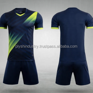 Uniforme de Fútbol Personalizado al por Mayor, 100% Poliéster, Económico, Conjunto Deportivo para Hombre, Transpirable, con Logotipo - Product Image 1