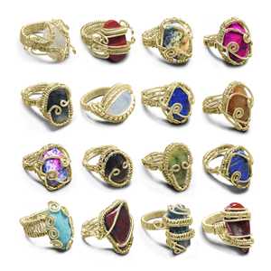 Anillo Ajustable de Plata de Ley con Incrustaciones de Piedras Naturales Irregulares para Mujer, Anillo de Boda con Cristal Curativo - Product Image 1