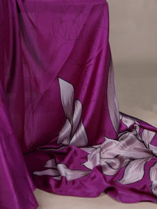 Elegante Saree de Seda Negra con Estampado Floral Beige, Impresión Digital, para Fiestas, Estilo India/Pakistán, Largo hasta el Suelo, para Mujer - Product Image 5