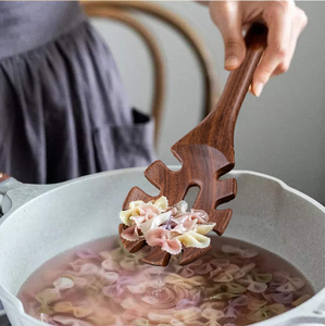ช้อนตักพาสต้าไม้ ช้อนตักแบบมีร่อง ด้ามยาว อุปกรณ์ครัว ชุดเครื่องครัวไม้ธรรมชาติ - Product Image 6