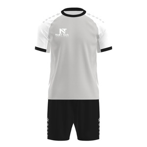 Ropa Deportiva Cómoda, Uniforme de Fútbol para Hombre, 100% Poliéster, Uniforme de Fútbol Personalizado para Hombre - Product Image 1