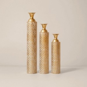 Juego de Jarrones de Mesa Modernos de Latón LINEA, Jarrones Decorativos de Metal Hechos a Mano, Acabado Dorado de 11.5 y 9 Pulgadas - Product Image 3
