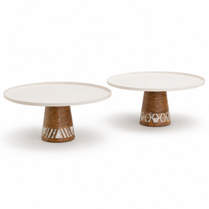 Support à gâteau sur piétement en métal et bois de manguier, fait main, avec détails en nacre, idéal pour un service et une présentation élégants sur table. - Product Image 2