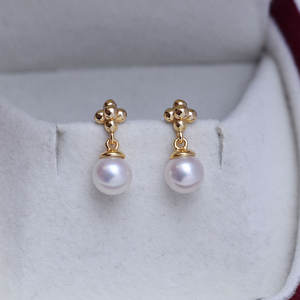 Pendientes de Plata S925 con Perlas Redondas Blancas de Agua Dulce de 6-7 mm, Casi Impecables, con Diamantes, Diseño Simple para Mujer - Product Image 1