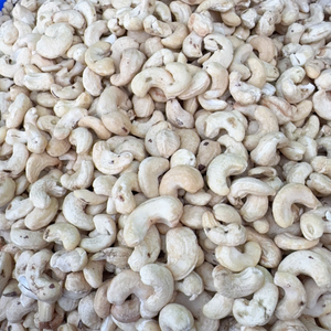 Best Quality Cashew <b>Kernel</b> SANTIGO Caju Badam Customized Packaging Kaju Cashew <b>Nuts</b> <b>Kernel</b> SK - Product Image 1