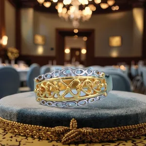 แหวนทองคำแท้ 22K ทรงกลม สไตล์ศาสนา งานแฮนด์เมด เหมาะสำหรับงานหมั้น งานแต่งงาน งานครบรอบ หรือเป็นของขวัญ แฟชั่นทันสมัย ผลิตในอินเดีย - Product Image 3