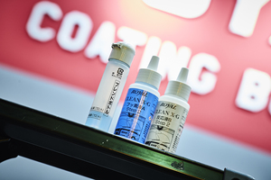 Royal <b>CLEAN</b> Fluorine <b>Window</b> Glass Liquid Coating Water Repellent with Long Durability for Mirror Use GC-XG Japan - Product Image 4