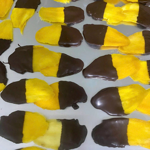 Mangues séchées premium enrobées de chocolat du Vietnam – Snack sucré exporté par le fournisseur - Product Image 1
