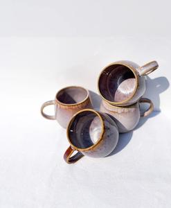 Mug à café en céramique chic avec glaçure dégradée rose pâle, contour arrondi, poignée ergonomique, isolation thermique pour des gorgées élégantes - Product Image 6