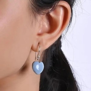 Pendientes de Aro Hechos a Mano con Ópalo Azul, Pendientes de Corazón Envueltos en Alambre Chapado en Oro, Joyería Bohemia para Mujer - Product Image 4