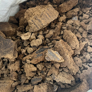 Alimento para Animales de Copra Marrón, para Peces, Ganado, Perros, Cerdos y Caballos, Origen Vietnam, 100% Copra, Grado Alimenticio, Humedad 7%, Bolsas de 40 kg, Bao Son - Product Image 1