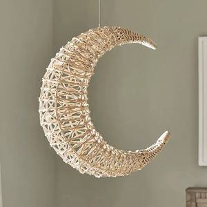 Artesanía Sisu, Decoración de Pared Colgante Hecha a Mano con Ratán Ecológico, Diseño Tradicional de Luna Creciente y Estrellas, para Cuarto de Niños - Product Image 3