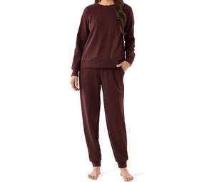 Survêtements pour femmes au style moderne, conçus pour la mode et le confort au quotidien - Product Image 1
