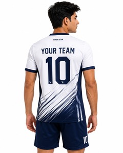 Ensemble de maillots de football respirants personnalisés |   Ensemble d'uniformes de football haut de gamme |   Shorts de sport en polyester 100% pour équipe, sublimation | - Product Image 3
