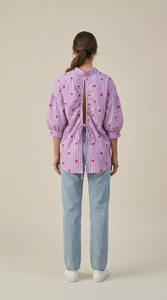 Chemise élégante rayée lavande en coton pour femme, haut décontracté d'été à manches longues, tissu léger et stylé, fournisseur en gros - Product Image 2