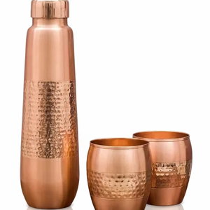 Elegante Juego de Botella de Agua de Cobre con Dos Vasos y Pajita, Apto para Lavavajillas, Ecológico, para Uso Doméstico, Irrompible, Diseño Compacto - Product Image 1