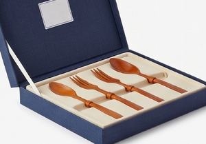Ensemble de couverts en bois poli à la main, design minimaliste, réutilisables pour le camping et l'hôtellerie - Product Image 6
