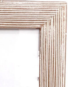 Marco de Espejo Rectangular de Madera Hecho a Mano con Grabado en Relieve, Montaje en Pared, Orientación Vertical - Product Image 2