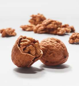Nueces Secas Crudas de Alta Calidad, Mitades de Nuez sin Cáscara, Empaque a Granel, Grado A, Origen Austria, 2 Años de Vida Útil, Marca Personalizada - Product Image 2