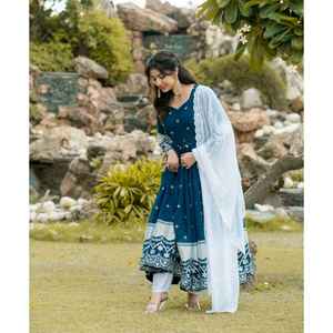 ZENNY'S Premium Quality Conjunto Traje de Mujer DE LA Calidad DE LA Mujer DE LA Primera Calidad DE LA Primavera, De La Edición del Año 2000 - Product Image 4