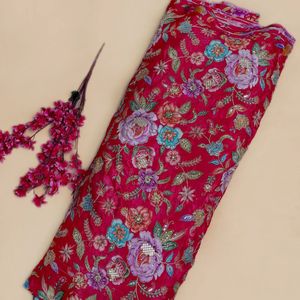 Tissu en crêpe de soie brodé fuchsia avec imprimé floral de pivoine pour filles - Vêtements pour occasions de mariage - Product Image 1
