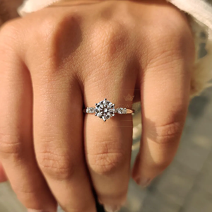 Bague en diamant rond de qualité supérieure, bijou élégant pour un usage quotidien, cadeau de mariage ou de fête, disponible à un prix abordable. - Product Image 3