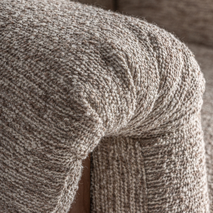 Sillón Moderno Ecológico Hecho a Mano, Tapizado en Bouclé Texturizado Premium de Teca, Diseño Curvo en Forma de Barril, Cojín Profundo, Lujoso para Hotel - Product Image 6