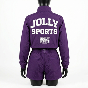 ชุดเซ็ตเสื้อแจ็คเก็ตและกางเกงขาสั้นกันลมไนลอนทัสลอนพรีเมียม 125 GSM สีม่วง พิมพ์ลายสกรีนโลโก้สำหรับผู้หญิง - Product Image 4