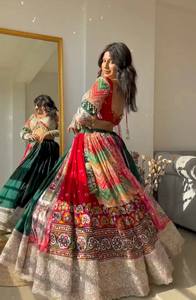 Lehenga Choli para Mujer con Dupatta, Muselina de Algodón Estampada con Trabajo de Espejo, Traje para Bailar, Atuendo para el Festival Navratri - Product Image 2