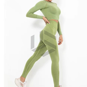 Ensemble de yoga léger sur mesure pour femme, écologique, respirant, 2 pièces, avec logo frontal, pour la gym et le fitness - Product Image 6