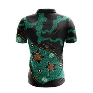 เสื้อกอล์ฟผู้ชายคอปกแข็ง แขนสั้น ผ้าฟลีซระบายอากาศ พิมพ์ลายดิจิตอลด้านหน้า พร้อมโลโก้แบบกำหนดเอง - Product Image 2