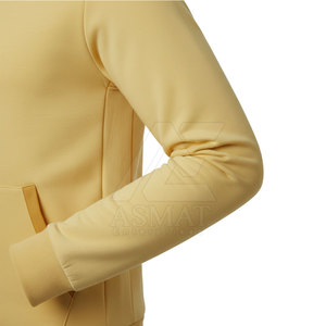 Conjunto Deportivo Masculino con Tela Transpirable para Actividad Intensiva, Diseño Moderno - Product Image 5