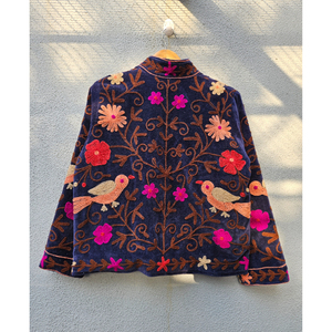 Chaqueta de terciopelo bordada con diseño floral para mujer, abrigo de invierno con diseño de pájaro, abrigo de punto mandarín para otoño y primavera, regalo para ella. - Product Image 6