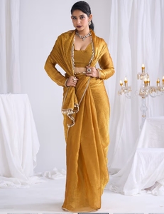 Sari Tradicional de Seda Dorada para Mujer KV con Blusa Reversible Antiarrugas para Fiesta - Product Image 2