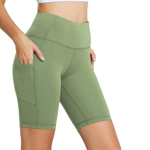 Shorts décontractés sportifs pour femmes à taille mi-haute avec poches, respirants, taille élastique, en toile tricotée, coupe ajustée, séchage rapide, anti-plis - Product Image 3