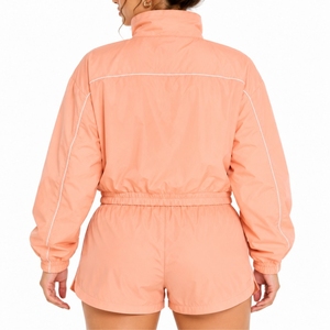 Conjunto de chaqueta cortavientos con cremallera y pantalones cortos para mujer, conjunto de dos piezas, pantalones cortos deportivos elásticos de manga larga, chaqueta estilo primavera-verano - Product Image 2