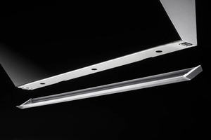 C-Y-B-E-R-C-l-a-s-s-i-c S-e-a-m-l-e-s-s S-t-a-i-n-l-e-s-s S-t-e-e-l-u-n-d-e-r C-a-b-i-n-e-t R-a-n-g-e H-o-o-d 24 600C-F-M P-O-W - Product Image 3