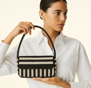 Sac à main moderne en tissu tissé, motif zèbre rayé noir et blanc, forme rectangulaire avec bandoulière réglable - Product Image 3