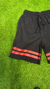 Shorts pour hommes en coton de qualité supérieure, séchage rapide, style streetwear, design rayé, impression sérigraphique - Product Image 3