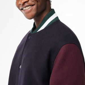 Vestes en laine et cuir pour hommes NOUVEAU Vente en gros Vestes universitaires personnalisées Vestes universitaires en laine brodées avec logo personnalisé - Product Image 4